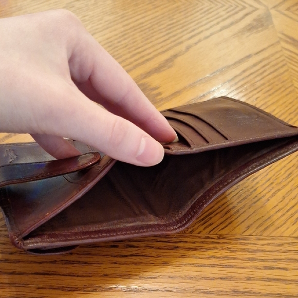 Polo by Ralph Lauren Vintage Leather Bifold Wallet - Picture 13 of 16